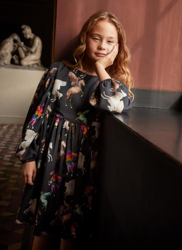 gallery_image_67a27d43d3d63